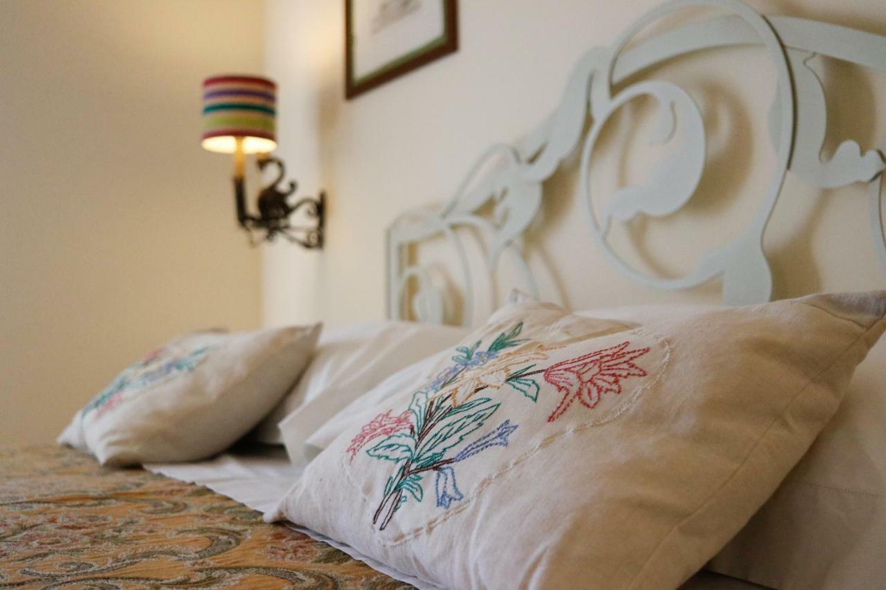 B&B Villa Fioreconero Montacuto Bagian luar foto