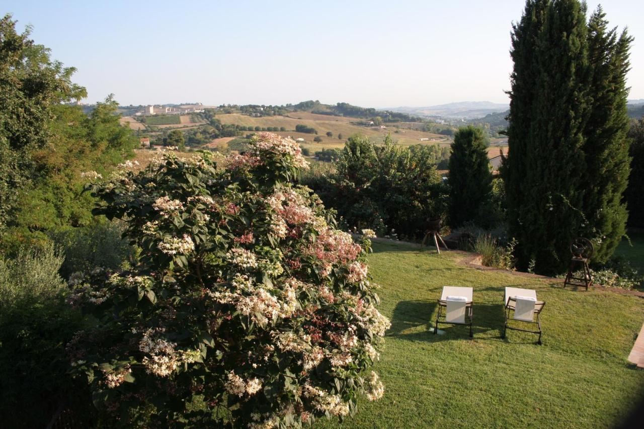 B&B Villa Fioreconero Montacuto Bagian luar foto